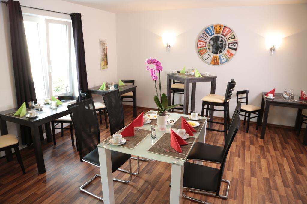Hotel Am Marktplatz Gangkofen 외부 사진